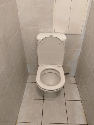 Установка напольного унитаза