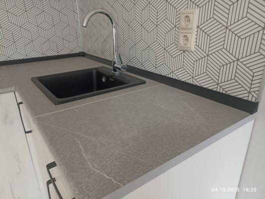 Монтаж накладной распаячной коробки