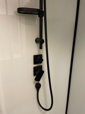 Установка душевой кабины шириной до 90 см