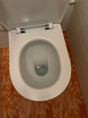 Установка напольного унитаза