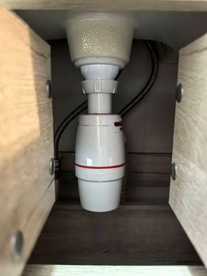 Установка смесителя (на готовые коммуникации)