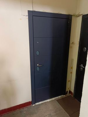 Установка входной двери весом до 95 кг