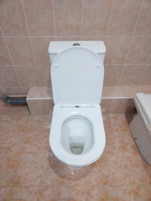 Установка напольного унитаза