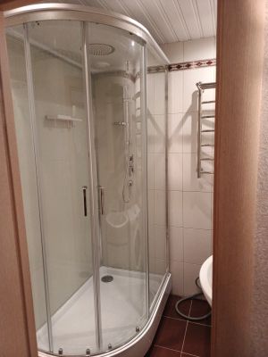 Демонтаж душевой кабины