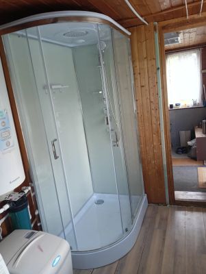 Установка душевой кабины шириной до 120 см