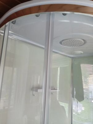 Установка душевой кабины шириной до 120 см