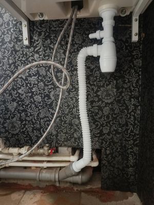 Установка смесителя (на готовые коммуникации)