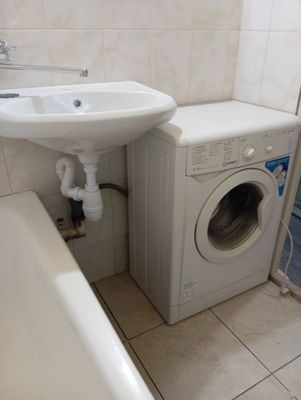 Установка смесителя (на готовые коммуникации)