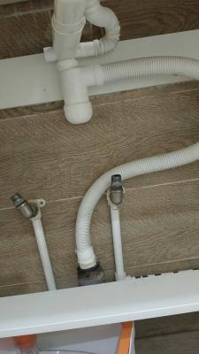 Установка смесителя (на готовые коммуникации)