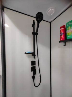 Установка душевой кабины шириной до 90 см