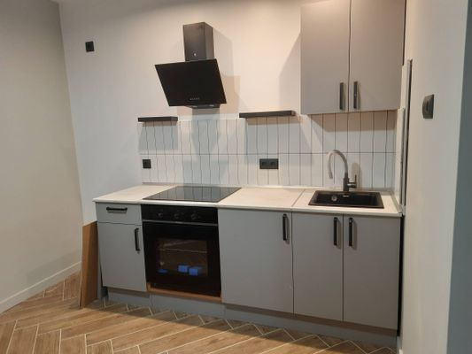 Навеска полки