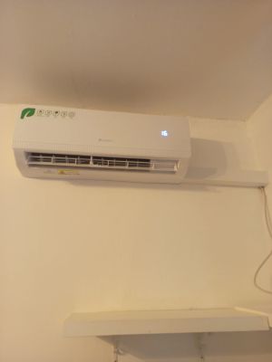 Установка сплит системы 7-9 kBTU (одноэтапный монтаж)