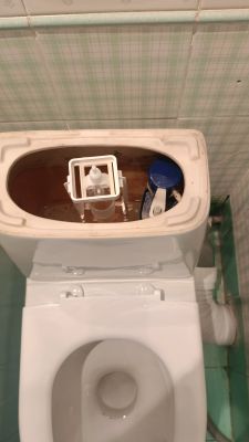 Ремонт бачка (запорной арматуры) напольного унитаза