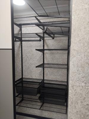 Сборка и установка настенной вешалки