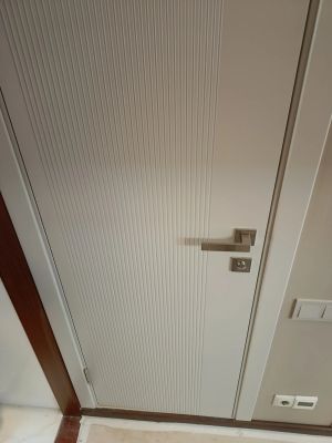 Врезка завертки/дверной ручки/магнитной ответки/цилиндра для замка