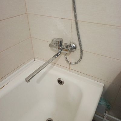Установка смесителя (на готовые коммуникации)