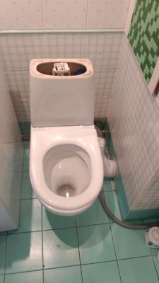 Ремонт бачка (запорной арматуры) напольного унитаза