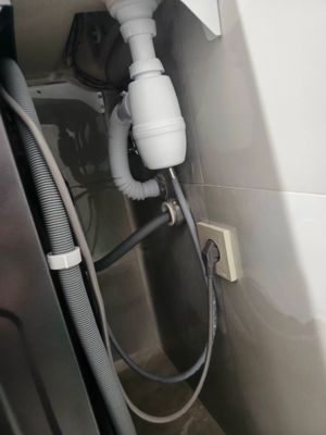 Установка смесителя (на готовые коммуникации)