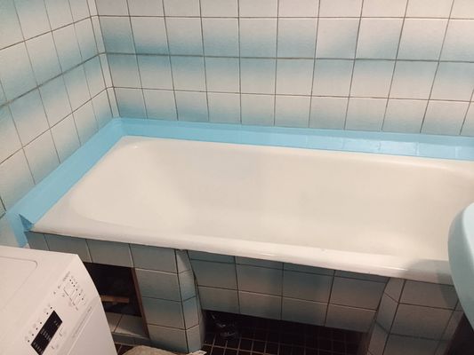 Реставрация примыкания ванны/стена. Нанесение гидроизоляционной мастики