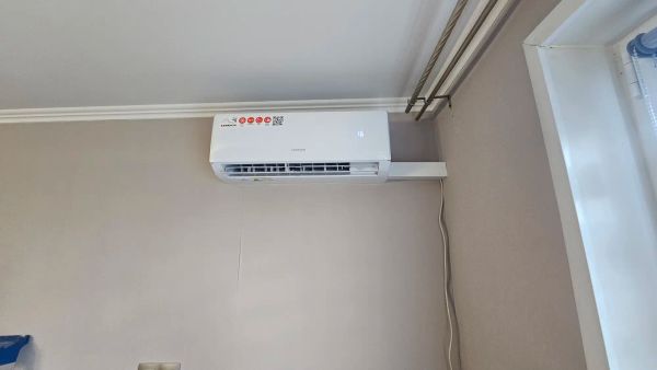 Установка сплит системы 7-9 kBTU (одноэтапный монтаж)