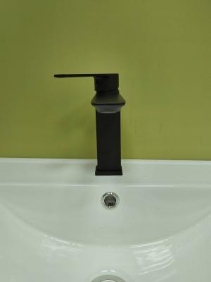 Установка смесителя (на готовые коммуникации)