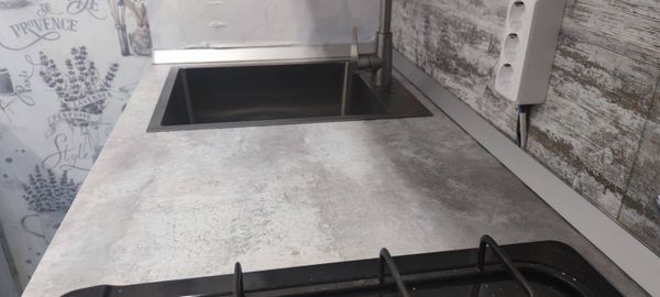 Установка и подключение электрической варочной поверхности Замена фасадов Установка столешницы ДСП