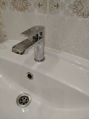 Установка смесителя (на готовые коммуникации)