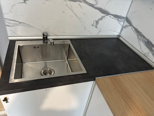 Установка столешницы ДСП Установка и подключение врезной мойки Демонтаж столешницы из ДСП без сохранения