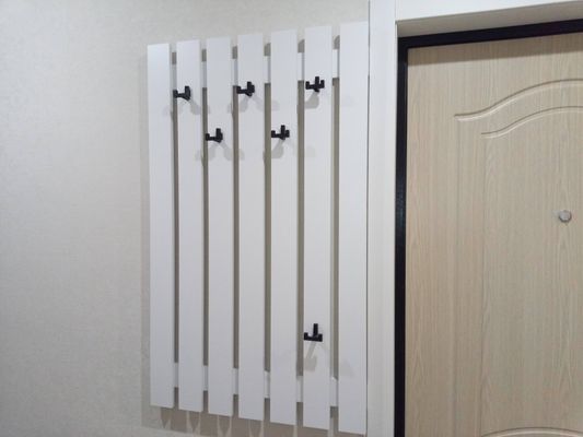 Монтаж пластикового плинтуса