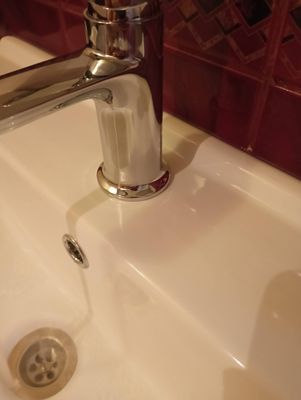 Установка смесителя (на готовые коммуникации)