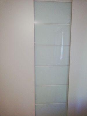 Заменены ролики, отрегулированы направляющие, устранены зазоры, восстановлена плавность хода, обновлены крепления, проверена фиксация, улучшена шумоизоляция, усилена конструкция.