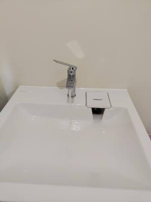 Установка отдельностоящей стиральной машины с подключением