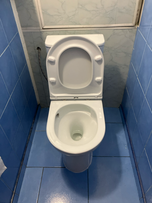 Установка напольного унитаза