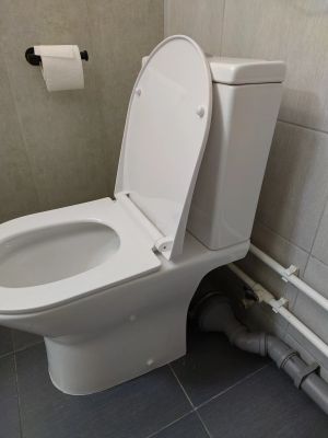Установка напольного унитаза