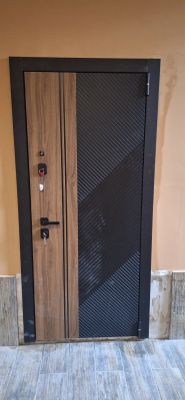 Демонтаж металлической двери с сохранением дверного  блока